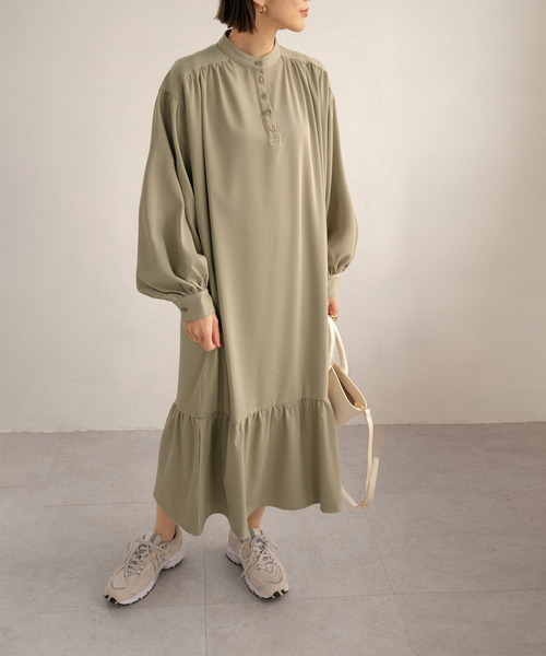 ＡＮＤＪ（アンドジェイ）の「バンドカラー裾切替ツイルワンピース（ワンピース・レディース・アイボリー/ライトカーキ/ベージュ/パープル・M）」の14枚目の写真