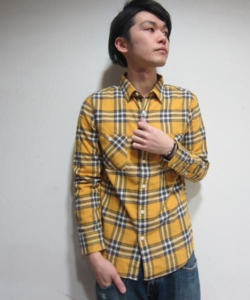 GIORDANO（ジョルダーノ）の「[GIORDANO]ライオン刺繍フランネルチェックシャツ（シャツ/ブラウス・メンズ・ブラック/ブルー/イエロー/レッド・MEDIUM/LARGE/SMALL）」の3枚目の写真