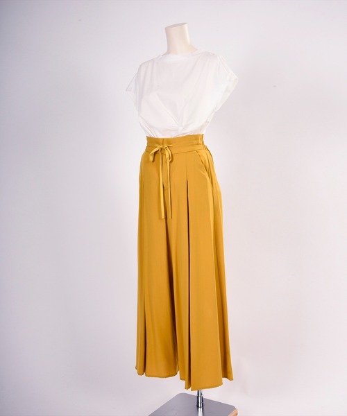 BDONNA（ビドンナ）の「エコフィルビエラ　ウエストゴムワイドパンツ（その他パンツ・レディース・ベージュ/イエロー・MEDIUM）」の7枚目の写真