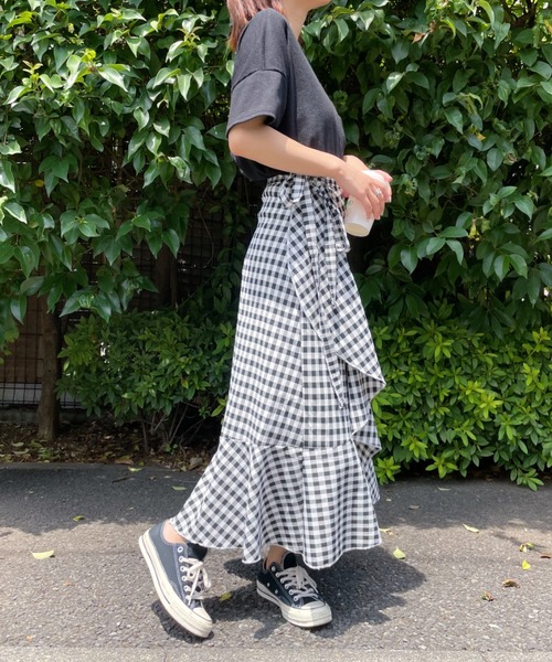 at12:03（アットイチニーゼロサン）の「ギンガムチェックラップスカート（スカート・レディース・ブラック/ブラウン/ブルー・FREE）」の14枚目の写真