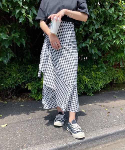 at12:03（アットイチニーゼロサン）の「ギンガムチェックラップスカート（スカート・レディース・ブラック/ブラウン/ブルー・FREE）」の11枚目の写真