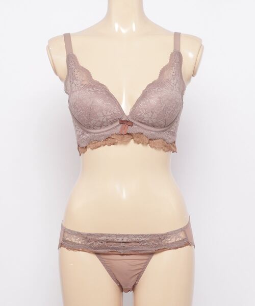 SFW（エスエフダブリュー）の「ノンワイヤー ブラ＆ショーツセット（ブラ&ショーツ・レディース・ブラック/パープル/ダークカーキ/レッド系・LL/S/M/L）」の5枚目の写真