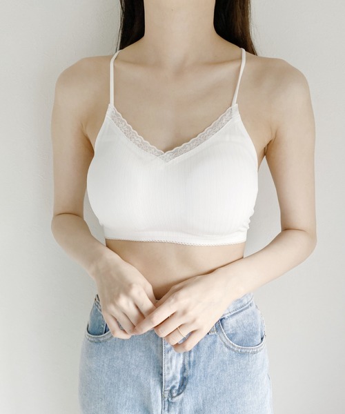 CLEA(クレア)の「カップ付シアーレースキャミソール(キャミソール・レディース・ホワイト/ブラック/ベージュ/ピンク・FREE)」の6枚目の写真