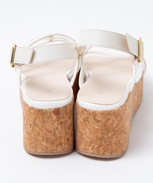 WEGO(ウィゴー)の「WEGO/厚底クロスデザインサンダル(サンダル・レディース・ベージュ/その他1/ゴールド・MEDIUM/LARGE)」の6枚目の写真