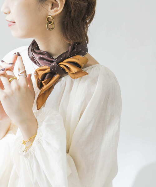 URBAN RESEARCH（アーバンリサーチ）の「アソート柄スカーフ（バンダナ/スカーフ・レディース・ピンク系その他/ブラウン系その他/グリーン系その他・-）」の4枚目の写真