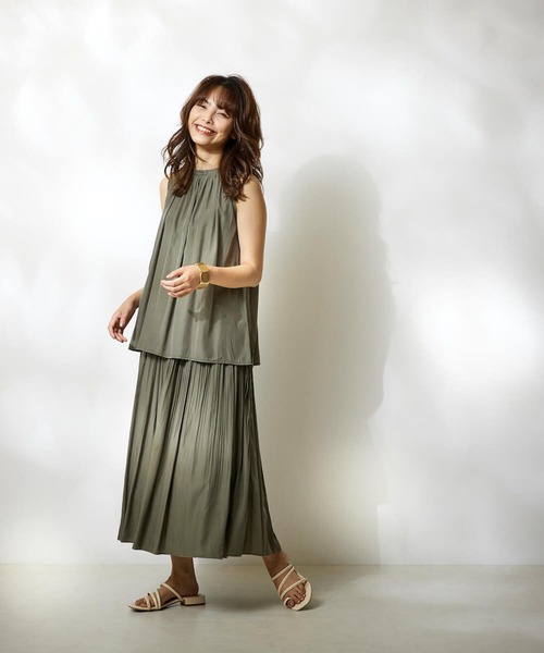 FLEUR DE KALINA(フレールドゥカリーナ)の「【FLEUR DE KALINA/フレール ドゥ カリーナ】ランダムプリーツフレアスカート(スカート・レディース・ライトベージュ/アイボリー/サックスブルー/カーキ・FREE)」の16枚目の写真
