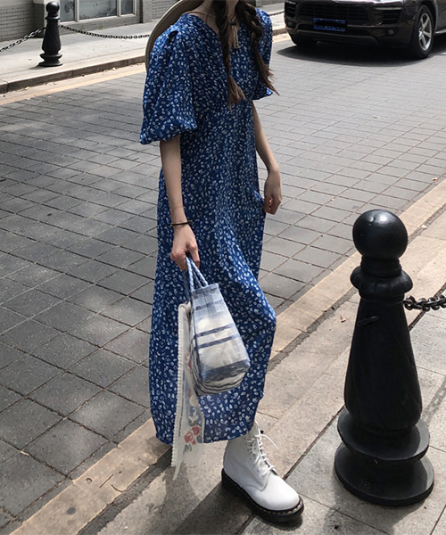 c.u.l(シーユーエル)の「【c.u.l:w】花柄パフスリーブワンピース culw68(ワンピース・レディース・ブラック/ブルー・FREE)」の13枚目の写真