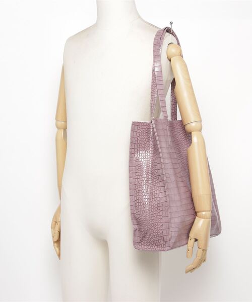 SFW（エスエフダブリュー）の「トートバッグ クロコダイル柄（トートバッグ・レディース・ホワイト/ブラック/パープル/ミント・FREE）」の14枚目の写真