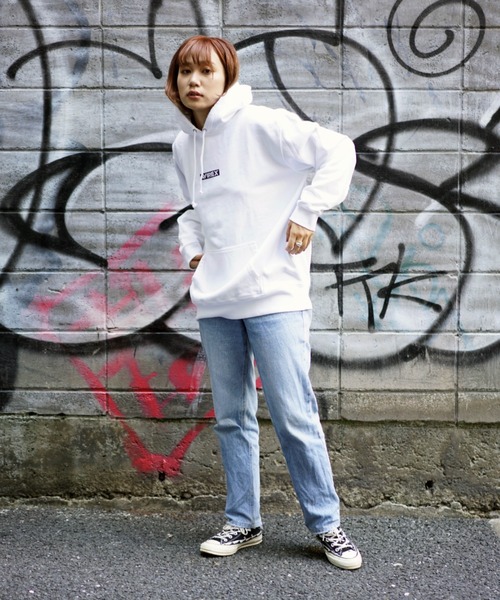 AVIREX(アヴィレックス)の「【直営店限定】バンダナ プリント ボックス ロゴ パーカー/BANDANA PRINT BOX LOGO PARKA/アヴィレックス/AVIREX(パーカー・レディース・ブラック/ブラック系その他/レッド/クリアレッド・MEDIUM/LARGE/X-LARGE/L)」の19枚目の写真