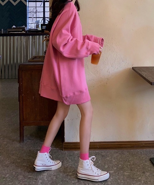 Diosfront（ディオスフロント）の「オーバーサイズ裏起毛トレーナー（スウェット・レディース・グリーン/ブルー/イエロー/ピンク・FREE）」の6枚目の写真