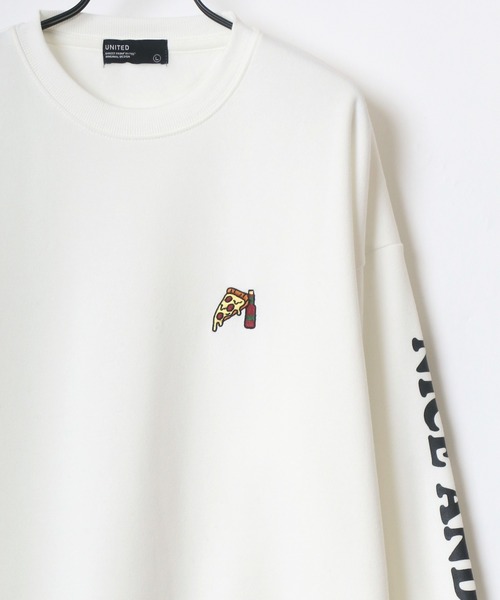 Lazar(ラザル)の「Pizza & Hamburger 別注 裏起毛 ビッグシルエット ワンポイント 刺繍 袖プリント スウェット トレーナー(スウェット・メンズ・ホワイト/ブラック/ベージュ/ブルー/グリーン/ホワイト系その他/ブラック系その他/ブルーグリーン・LL/M/L)」の2枚目の写真