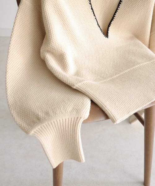 CLEIO（クレイオ）の「【CLEIO】Uネックステッチニット（ニット/セーター・レディース・ブラック/アイボリー/テラコッタ・FREE）」の4枚目の写真