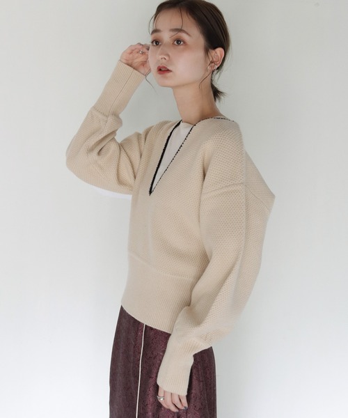 CLEIO（クレイオ）の「【CLEIO】Uネックステッチニット（ニット/セーター・レディース・ブラック/アイボリー/テラコッタ・FREE）」の9枚目の写真