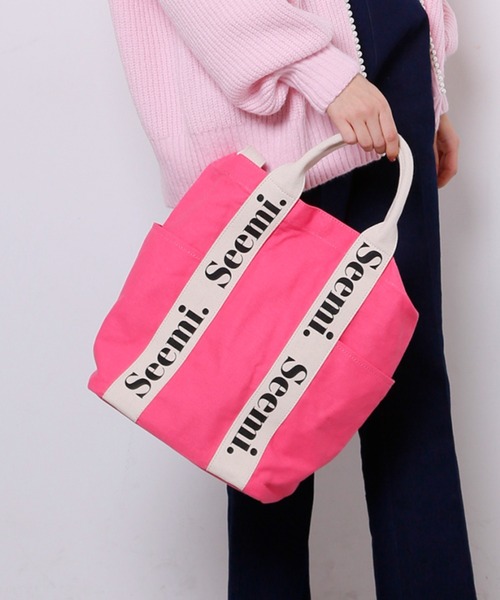 Seemi. byNICECLAUP( シーミーバイナイスクラップ)の「Seemi.ロゴトートバッグ(ショルダーバッグ・レディース・アイボリー/ピンク/ブラック/キナリ・FREE)」の4枚目の写真