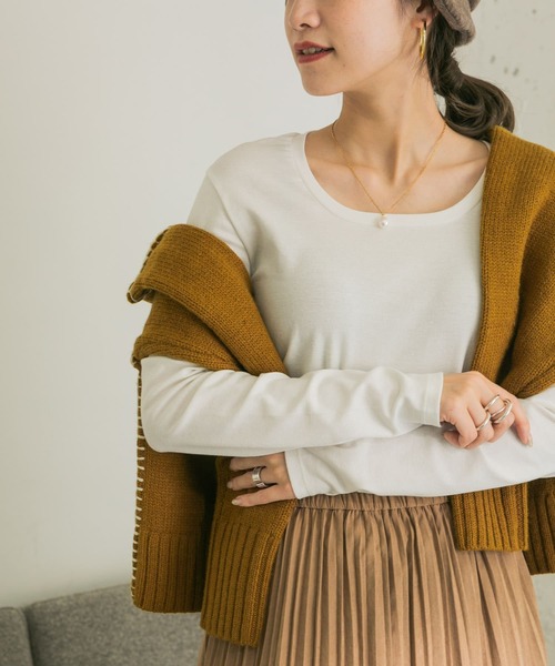 URBAN RESEARCH（アーバンリサーチ）の「Uネックロングスリーブカットソー（Tシャツ/カットソー・レディース・チャコールグレー/グレー系その他/ホワイト・FREE）」の8枚目の写真