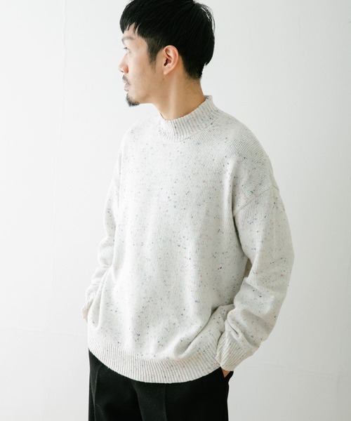 ITEMS URBANRESEARCH(アイテムズ アーバンリサーチ)の「ネップヤーン ハイネックニット(ニット/セーター・メンズ・オフホワイト/ブラック/レッド・MEDIUM/LARGE)」の4枚目の写真