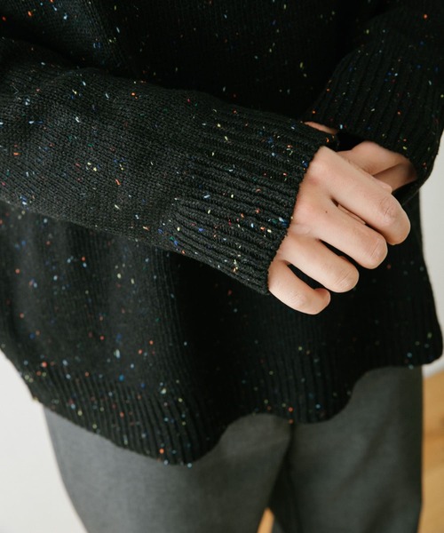 ITEMS URBANRESEARCH(アイテムズ アーバンリサーチ)の「ネップヤーン ハイネックニット(ニット/セーター・メンズ・オフホワイト/ブラック/レッド・MEDIUM/LARGE)」の19枚目の写真