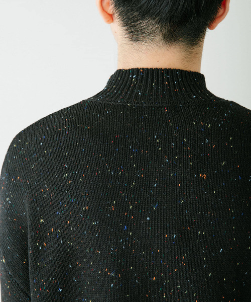 ITEMS URBANRESEARCH(アイテムズ アーバンリサーチ)の「ネップヤーン ハイネックニット(ニット/セーター・メンズ・オフホワイト/ブラック/レッド・MEDIUM/LARGE)」の21枚目の写真