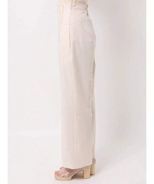 LAGUNAMOON(ラグナムーン)の「ウエストピンタックデザインパンツ(その他パンツ・レディース・アイボリー/ピンク/ベージュ・SMALL/MEDIUM)」の5枚目の写真