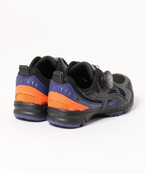 DIAL DRIVE（ダイヤルドライブ）の「《DIAL DRIVE》ダイヤルDRIVEオリジナル2（スニーカー・キッズ・ブラック/ネイビー/グリーン/カーキ/ホワイト/オレンジ・23.0cm/19.0cm/22.5cm/21.0cm/20.0cm/21.5cm/22.0cm/17.0cm/18.0cm）」の7枚目の写真