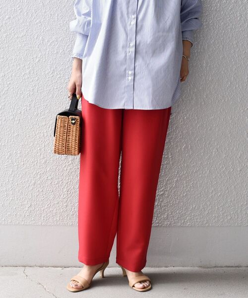 SHIPS(シップス)の「*〈手洗い可能/吸水速乾〉2タックハイウエストカラーパンツ◇(その他パンツ・レディース・チャコールグレー/ライトグレー/レッド/グリーン・SMALL/MEDIUM/LARGE)」の14枚目の写真