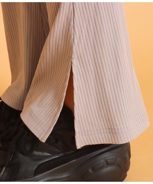 ANAP GｉRL（アナップガール）の「リブフレアパンツ（その他パンツ・キッズ・グレー/ベージュ/ブラック・XS/S/M）」の21枚目の写真