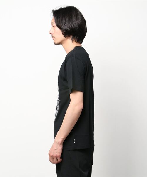 MYne(マイン)の「【MYne】Orgy Printed Half Sleeve T-shirt(Tシャツ/カットソー・メンズ・ホワイト/ブラック・S/M/L)」の3枚目の写真
