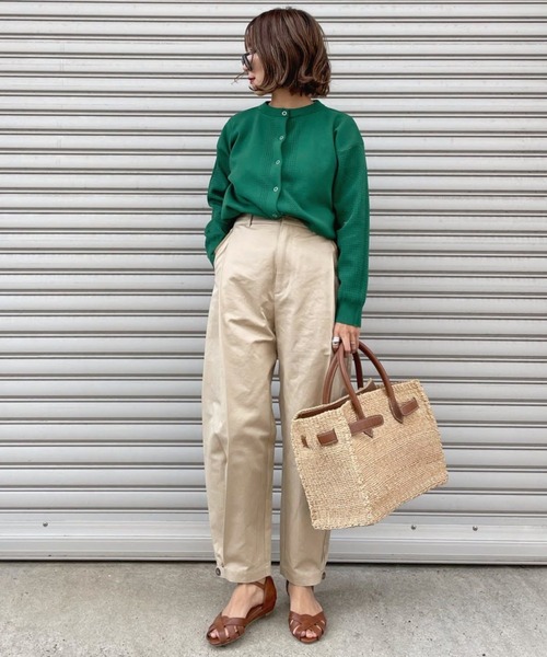 ReNorm(リノーム)の「【pocoコラボ】タックテーパードパンツ(スラックス・レディース・カーキ/ベージュ・S/M)」の5枚目の写真