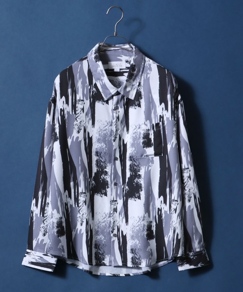 ANPAS（アンパス）の「Satin ＆ Georgette Total Pattern Print Oversize Shirt/サテン＆ジョーゼット 総柄プリント オーバーサイズ とろみシャツ（シャツ/ブラウス・メンズ・チャコールグレー/ブラック/ベージュ/ブラウン/オフホワイト/グリーン/アイボリー/ブルーグレー/ブラック系その他/ワイン/ホワイト系その他/ブルー系その他・M/L/LL）」の2枚目の写真