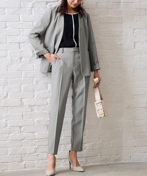 RANAN(ラナン)の「ひんやり!洗える麻調テーパードパンツ(スーツパンツ・レディース・ブラック/ライトグレー・L/LL/M)」の8枚目の写真