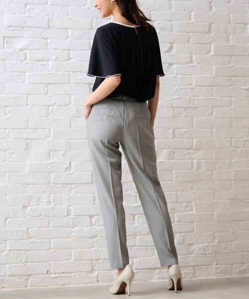 RANAN(ラナン)の「ひんやり!洗える麻調テーパードパンツ(スーツパンツ・レディース・ブラック/ライトグレー・L/LL/M)」の7枚目の写真