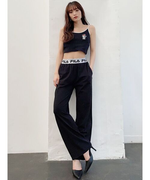 FILA（フィラ）の「GYDA×FILA BASKETBALLバイカラービスチェ（キャミソール・レディース・ブラック/グレー/オフホワイト・FREE）」の8枚目の写真