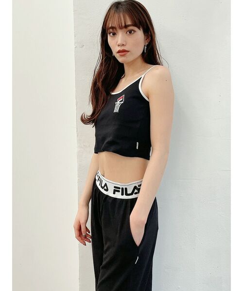 FILA（フィラ）の「GYDA×FILA BASKETBALLバイカラービスチェ（キャミソール・レディース・ブラック/グレー/オフホワイト・FREE）」の4枚目の写真