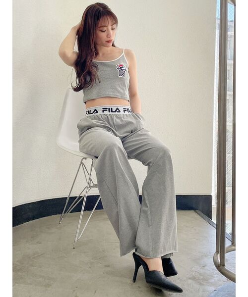 FILA（フィラ）の「GYDA×FILA BASKETBALLバイカラービスチェ（キャミソール・レディース・ブラック/グレー/オフホワイト・FREE）」の12枚目の写真