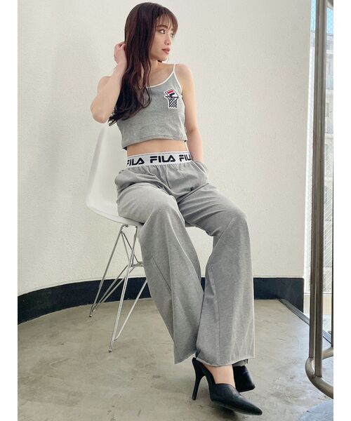 FILA（フィラ）の「GYDA×FILA BASKETBALLバイカラービスチェ（キャミソール・レディース・ブラック/グレー/オフホワイト・FREE）」の9枚目の写真