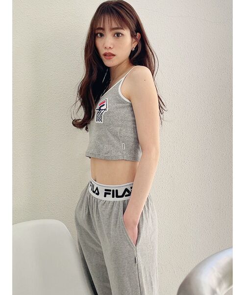FILA（フィラ）の「GYDA×FILA BASKETBALLバイカラービスチェ（キャミソール・レディース・ブラック/グレー/オフホワイト・FREE）」の18枚目の写真