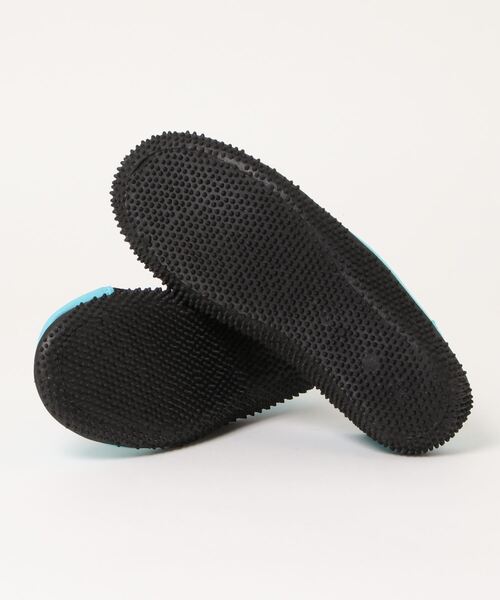 BENETTON (UNITED COLORS OF BENETTON)（ベネトンユナイテッドカラーズオブベネトン）の「【BENETTON:ベネトン】レディースマリンシューズ　アクアシューズ（サンダル・レディース・ブラック×ブルー/ピンク/ターコイズブルー/ブラック×ピンク/ライトグリーン/パープル・LARGE/MEDIUM）」の7枚目の写真