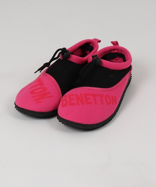 BENETTON (UNITED COLORS OF BENETTON)（ベネトンユナイテッドカラーズオブベネトン）の「【BENETTON:ベネトン】レディースマリンシューズ　アクアシューズ（サンダル・レディース・ブラック×ブルー/ピンク/ターコイズブルー/ブラック×ピンク/ライトグリーン/パープル・LARGE/MEDIUM）」の6枚目の写真