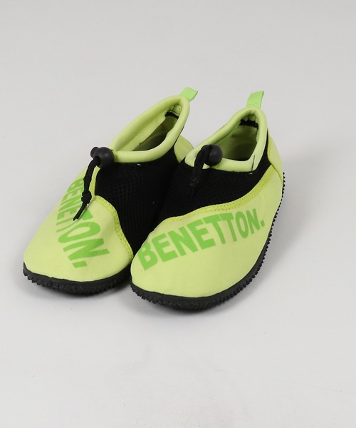 BENETTON (UNITED COLORS OF BENETTON)（ベネトンユナイテッドカラーズオブベネトン）の「【BENETTON:ベネトン】レディースマリンシューズ　アクアシューズ（サンダル・レディース・ブラック×ブルー/ピンク/ターコイズブルー/ブラック×ピンク/ライトグリーン/パープル・LARGE/MEDIUM）」の4枚目の写真