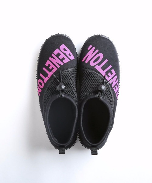 BENETTON (UNITED COLORS OF BENETTON)（ベネトンユナイテッドカラーズオブベネトン）の「【BENETTON:ベネトン】レディースマリンシューズ　アクアシューズ（サンダル・レディース・ブラック×ブルー/ピンク/ターコイズブルー/ブラック×ピンク/ライトグリーン/パープル・LARGE/MEDIUM）」の19枚目の写真