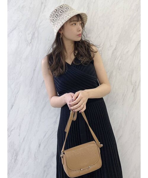 dazzlin（ダズリン）の「カシュクールプリーツワンピース（ワンピース・レディース・ブラック/ラベンダー/ベージュ・FREE）」の11枚目の写真