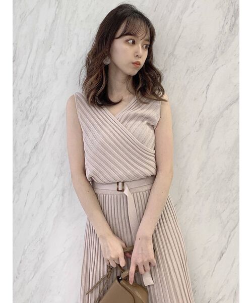 dazzlin（ダズリン）の「カシュクールプリーツワンピース（ワンピース・レディース・ブラック/ラベンダー/ベージュ・FREE）」の17枚目の写真