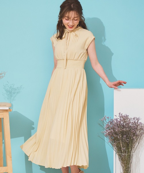 ボウタイプリーツワンピース 