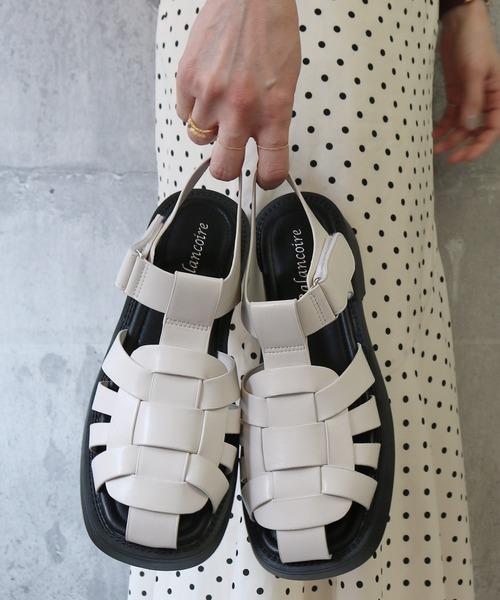 Balancoire（ブランコアール）の「ボリュームソール 厚底 グルカサンダル（サンダル・レディース・ブラック/ダークブラウン/ベージュ/グリーン系その他・23.5cm/24.5cm/23.0cm/24.0cm/22.5cm）」の12枚目の写真