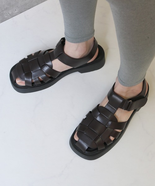 Balancoire（ブランコアール）の「ボリュームソール 厚底 グルカサンダル（サンダル・レディース・ブラック/ダークブラウン/ベージュ/グリーン系その他・23.5cm/24.5cm/23.0cm/24.0cm/22.5cm）」の13枚目の写真