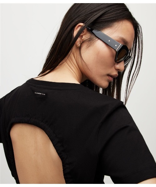 ALLSAINTS（オールセインツ）の「ADA OPEN BACK T-SHIRT | ADA オープン バック Tシャツ（Tシャツ/カットソー・レディース・ブラック/ホワイト・6/10/4/8）」の12枚目の写真