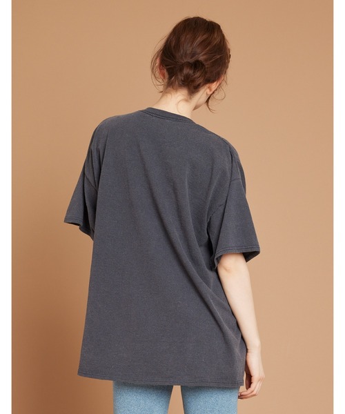 Little sunny bite（リトルサニーバイト）の「FLOCKY LOGO BIG TEE（Tシャツ/カットソー・レディース・ホワイト/ブラック/カーキ・SMALL/MEDIUM）」の6枚目の写真
