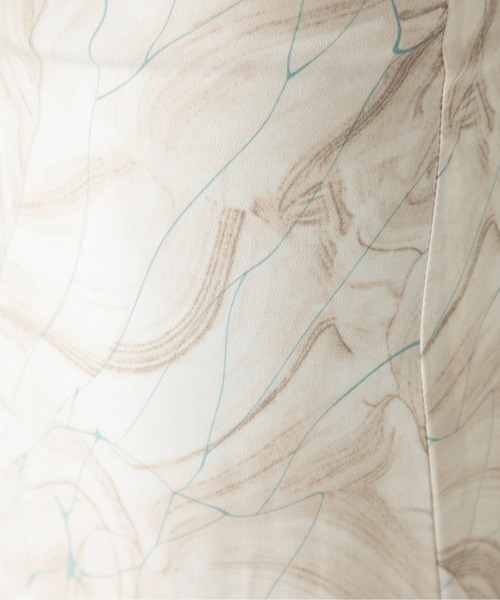 MILLION CARATS(ミリオンカラッツ)の「ニュアンスマーブルスカート(スカート・レディース・ベージュ/グリーン・FREE)」の10枚目の写真