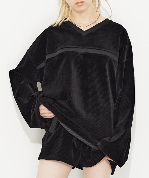 X-girl（エックスガール）の「RIB V-NECK TOP（Tシャツ/カットソー・レディース・ブラック/ブラウン/グレー・S/M）」の2枚目の写真