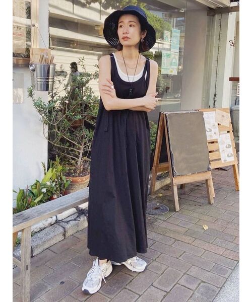 Ungrid（アングリッド）の「リネン混ショルダーデザインキャミワンピース（ワンピース・レディース・アイボリー/ブラック/オレンジ・FREE）」の5枚目の写真